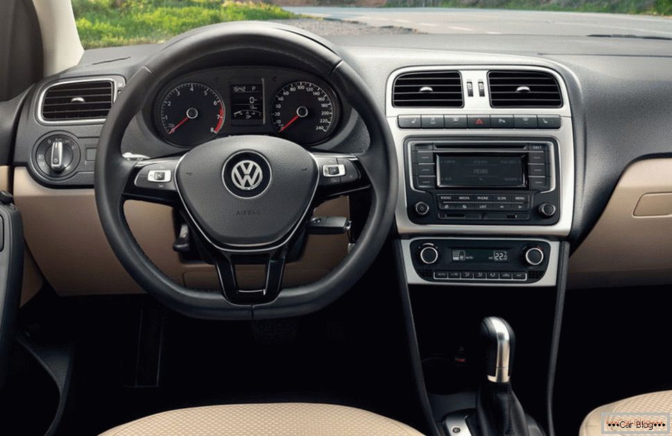 All'interno della Volkswagen Polo
