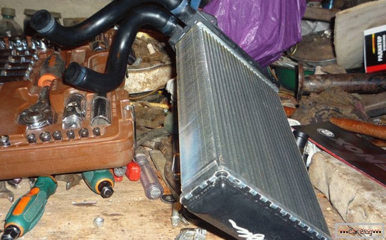 come cambiare la stufa del radiatore nel VAZ 2114