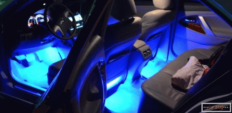 come fare le luci in macchina con le proprie mani
