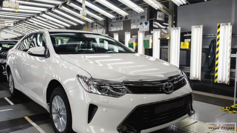 Produzione della nuova Toyota Camry