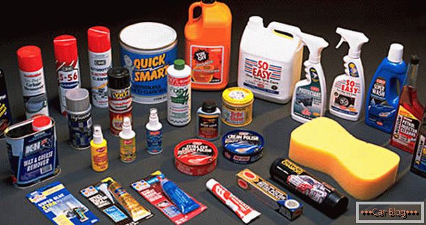 Oggi c'è una vasta gamma di prodotti per la pulizia delle auto.
