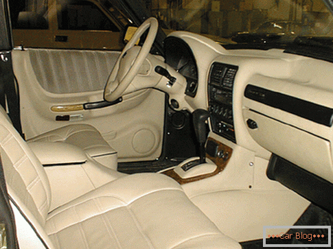 Accordatura Chrysler GAZ 31105