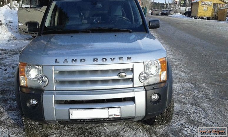 Land Rover Discovery 3 bu foto dell'auto