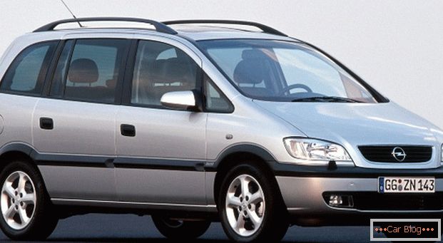 Opel Zafira - minivan tedesco