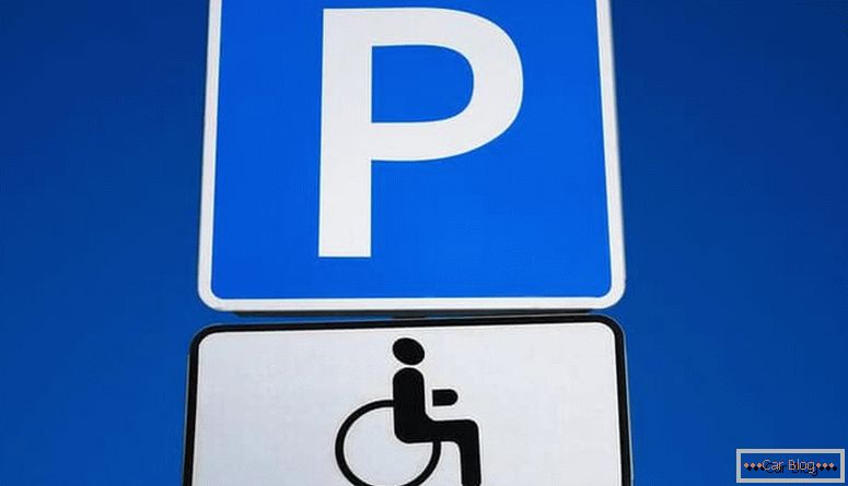 Scarica segno parcheggio disabili