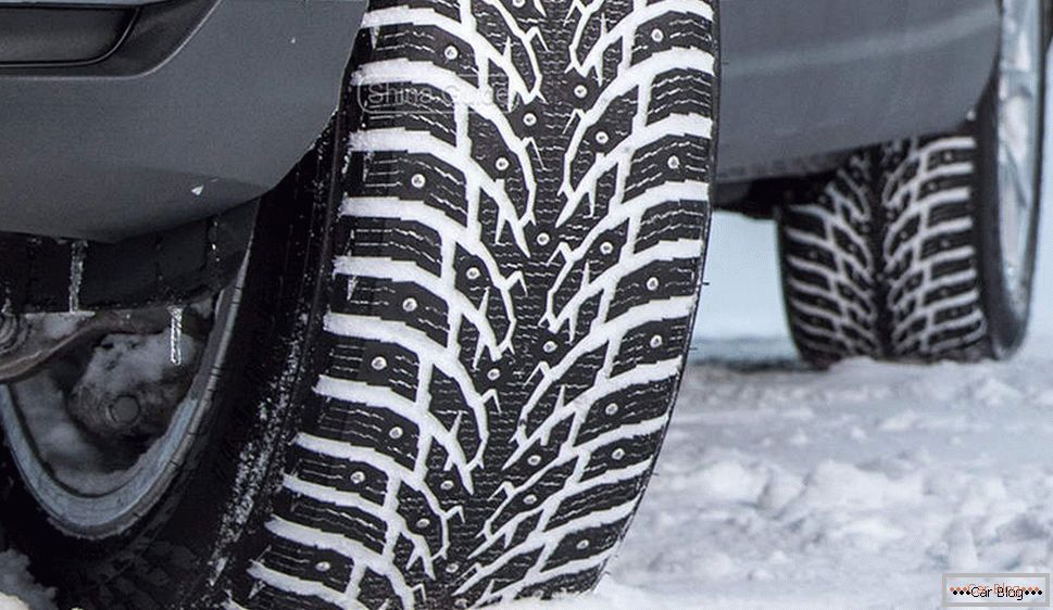 I migliori pneumatici invernali per SUV
