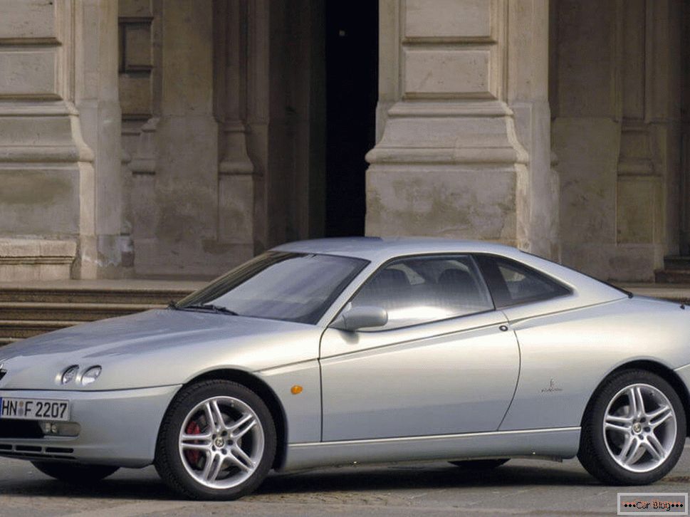 Alfa-Romeo GTV 1994 anno