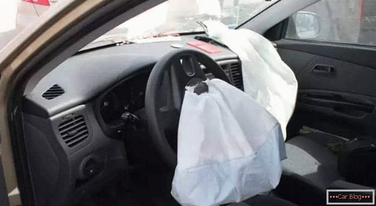 come inizia la sostituzione dell'airbag
